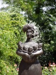 Скульптурная композиция «Памятник Одессе –маме»