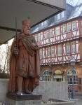 Франкфурт-на-Майне, Германия _  Статуя Карла Великого
