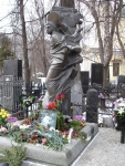 Памятник Высоцкому на его могиле _ Москва, Ваганьковское кладбище
