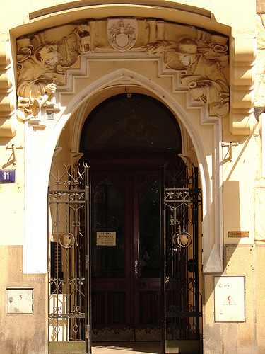 611826524_7d93d19dd8