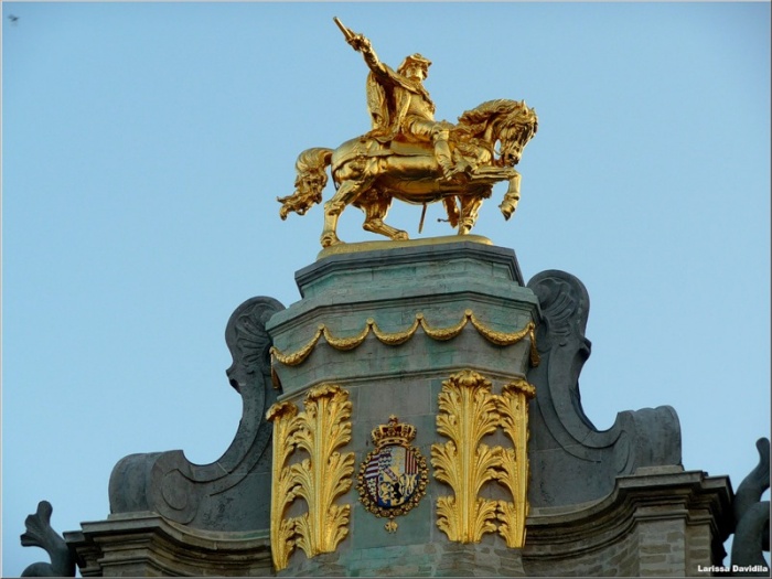 Брюссель, Бельгия _Конная статуя Карла Лотарингского