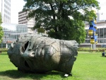 Франкфурт-на-Майне, Германия _ Скульптура (голова)