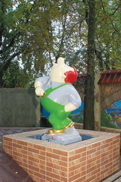 Одесса_ Скульптура . Карлсон