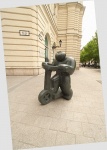 Будапешт _ Скульптура. На самокате