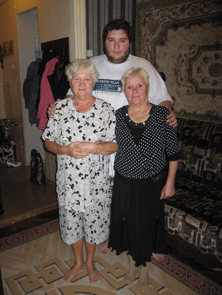 Борис с бабушками