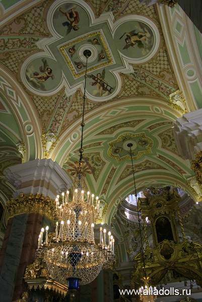 Петропавловский собор -усыпальница для членов царской семьи