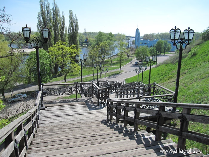 Лестница, ведущая к речному вокзалу