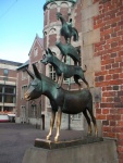 Памятник бременским музыкантам. Бремен. Германия