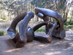 800px-Hill_Arches_-_Henry_Moore