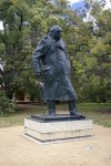 399px-Winston_Churchill_statue_located_in_ANU_Canberra