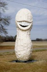 Памятник арахису в городе Плейнс (штат Джорджия, США).
